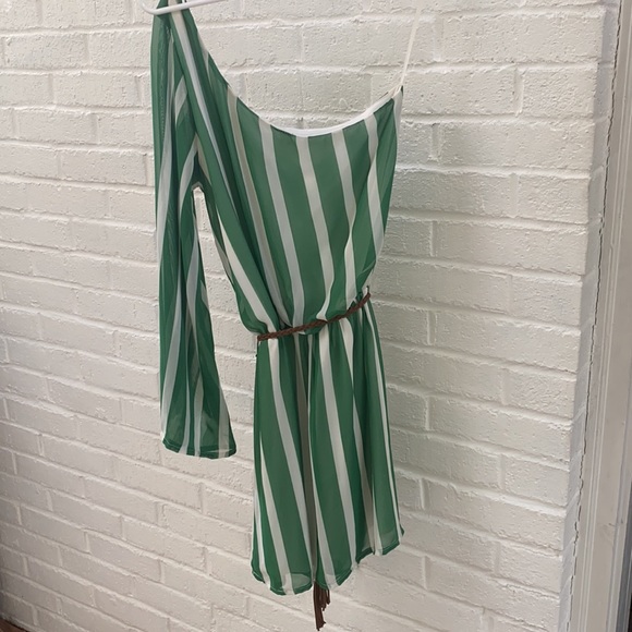 Yahada Asymmetrical Style Dress - Picture 2 of 11